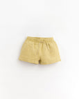 Linen shorts with pockets